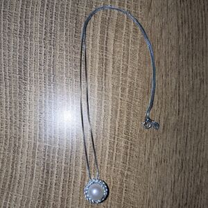 Elegant Silver Pearl Pendant Necklace